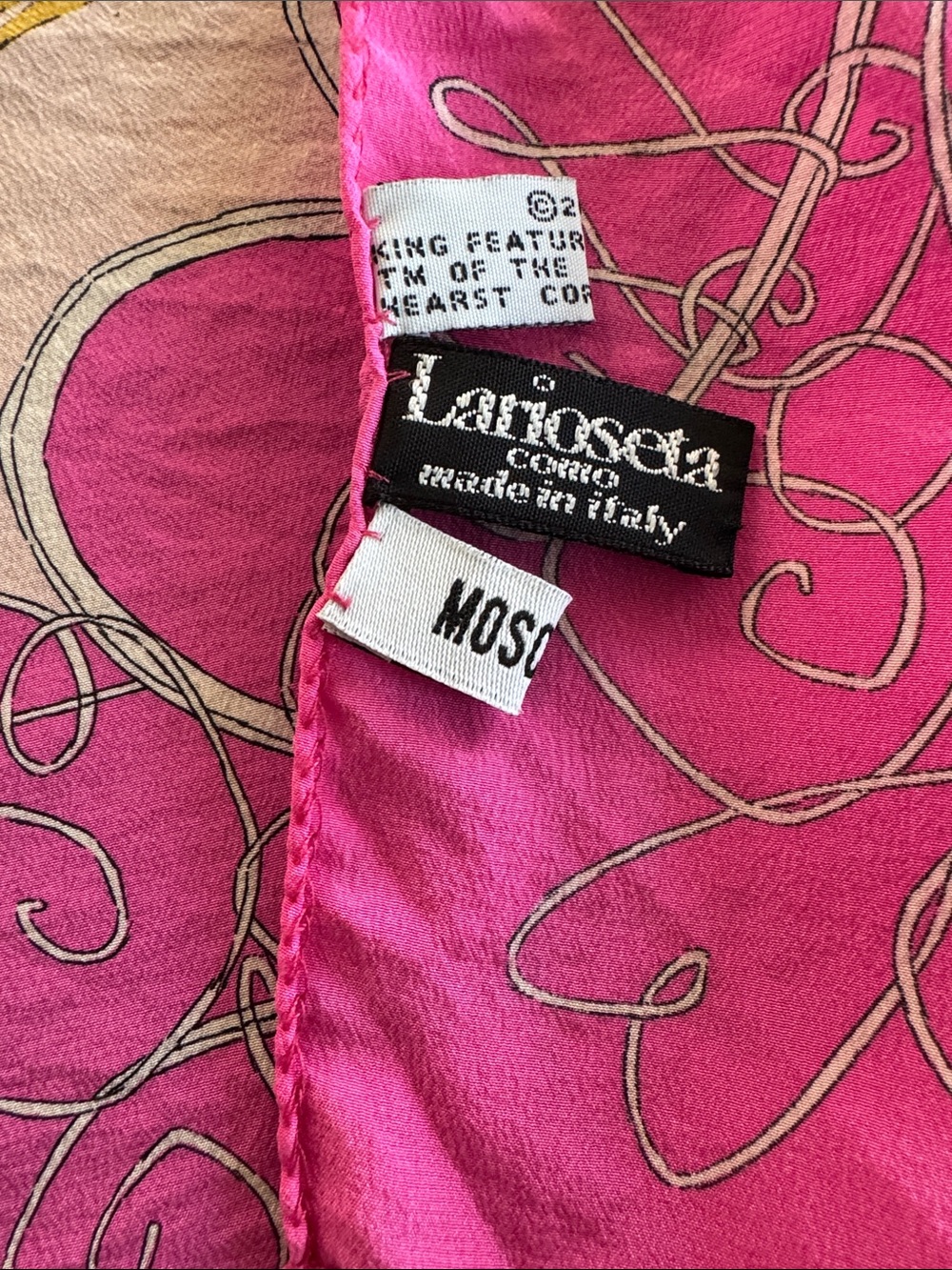 VTG 2001 Moschino Pink Silk Scarf Popeye Olive Oyl In Love We Trust - Picture 10 of 12